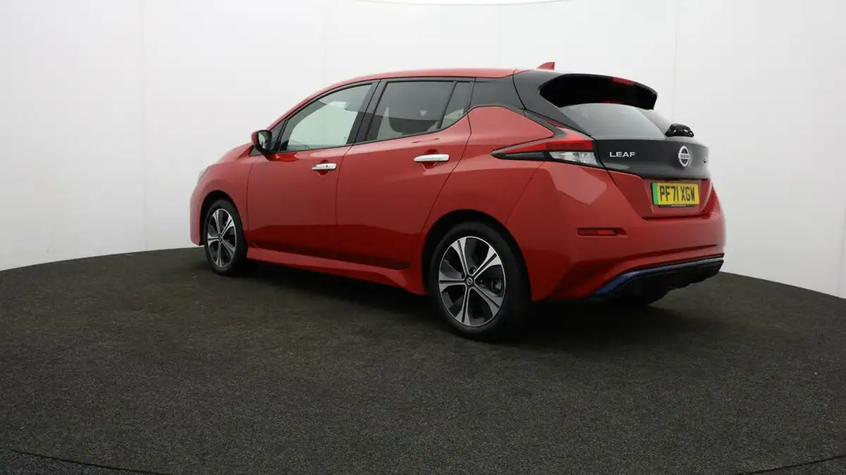 2022-nissan-leaf-e-tekna-big-75