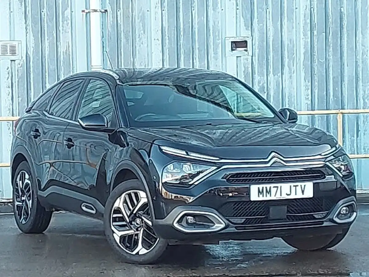 2021-citroen-c4-12-puretech-shine-130ps-big-0