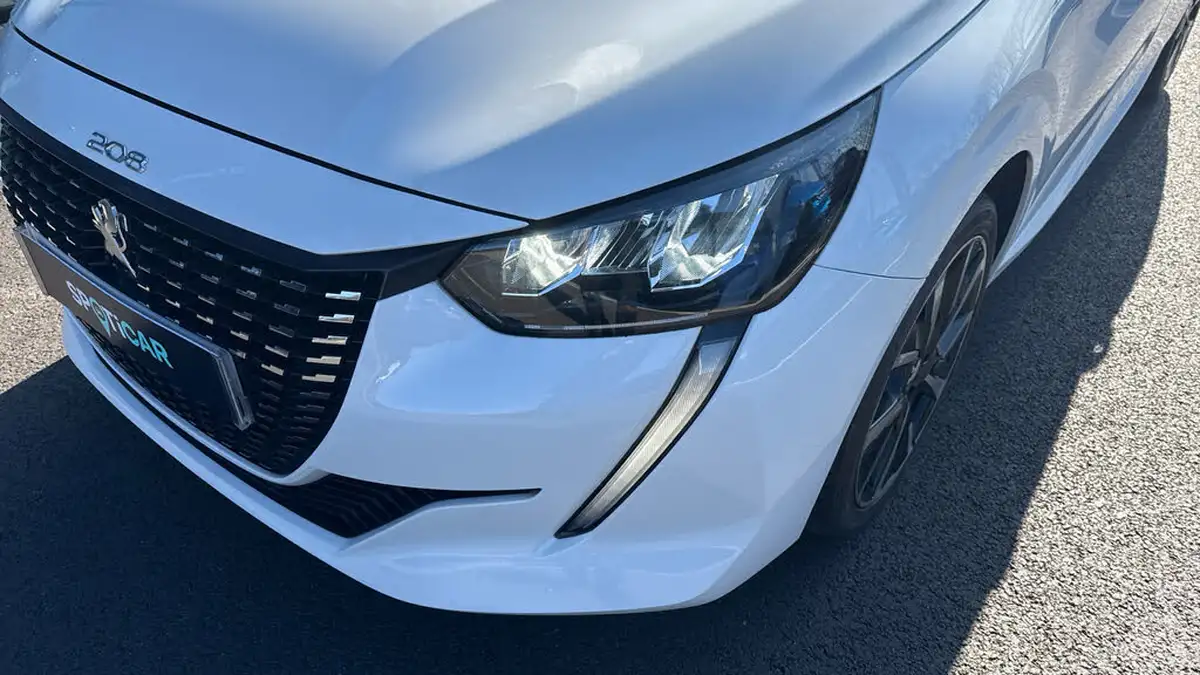 2020-peugeot-208-12-puretech-allure-100bhp-eat8-big-46