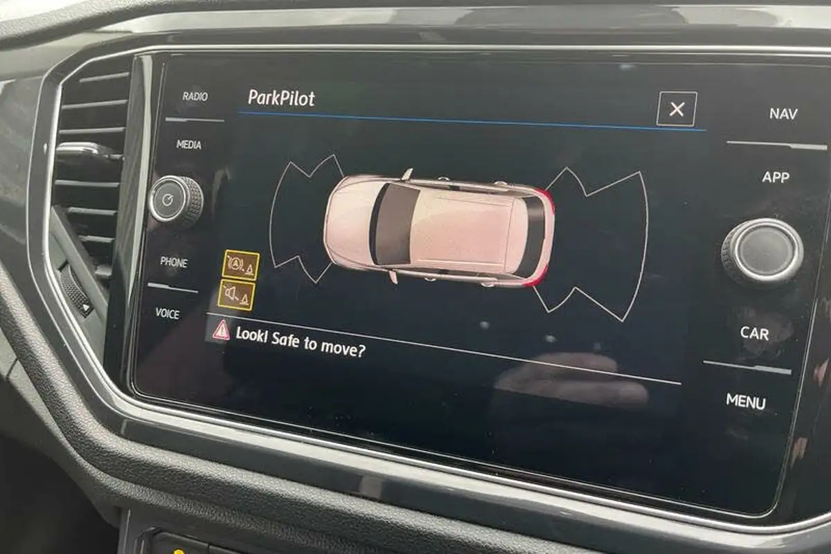 2019-volkswagen-t-roc-20tdi-sel-dsg-big-18