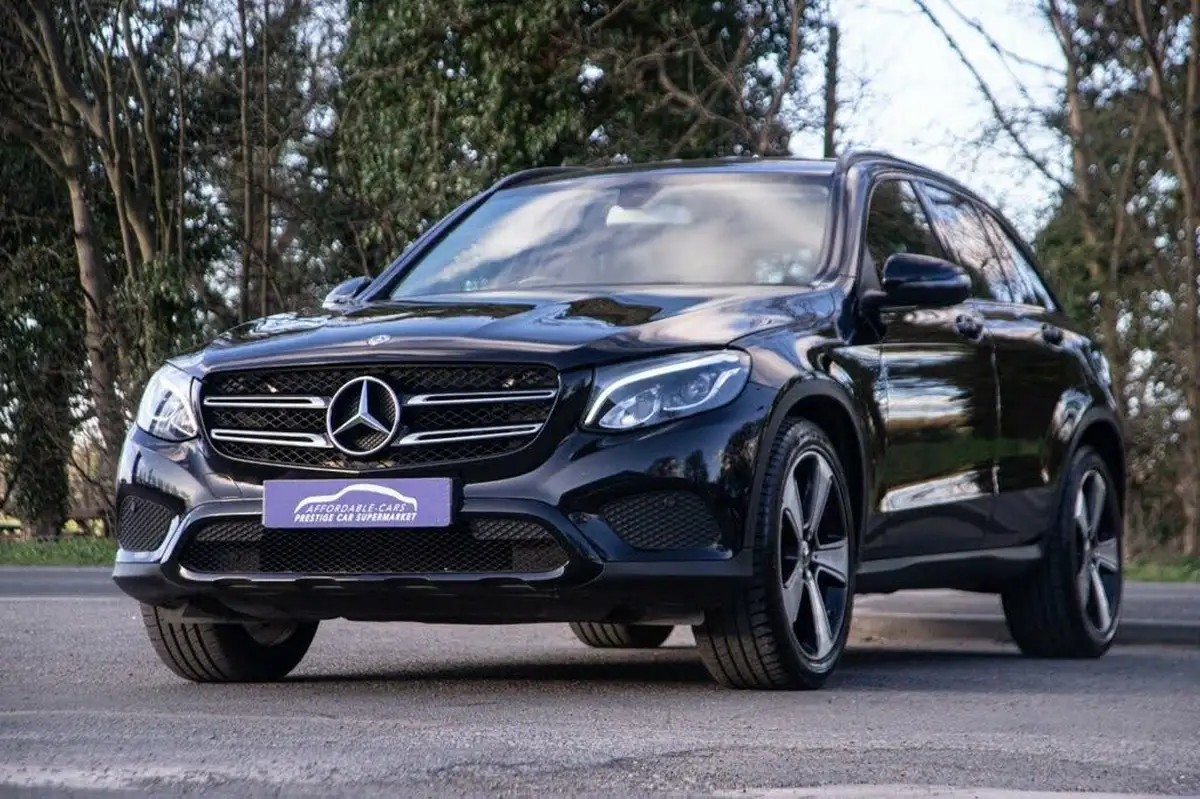 2018-mercedes-benz-glc-class-21d-glc220d-urban-edition-big-5