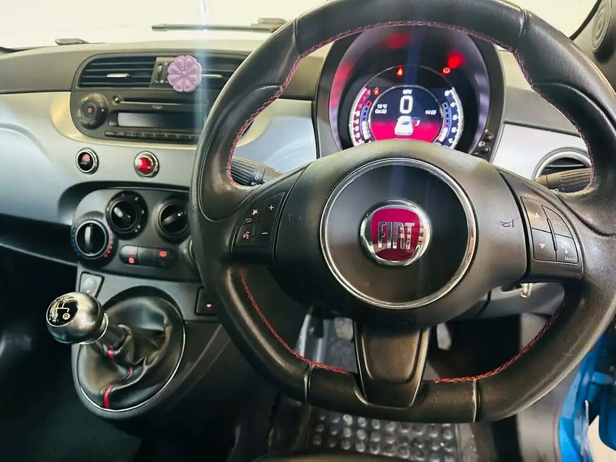 2015-fiat-500-12-s-big-28