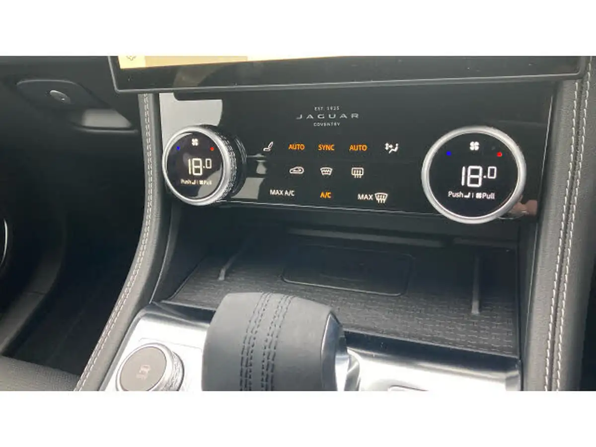 2024-jaguar-f-pace-20-d200-r-dynamic-s-big-36
