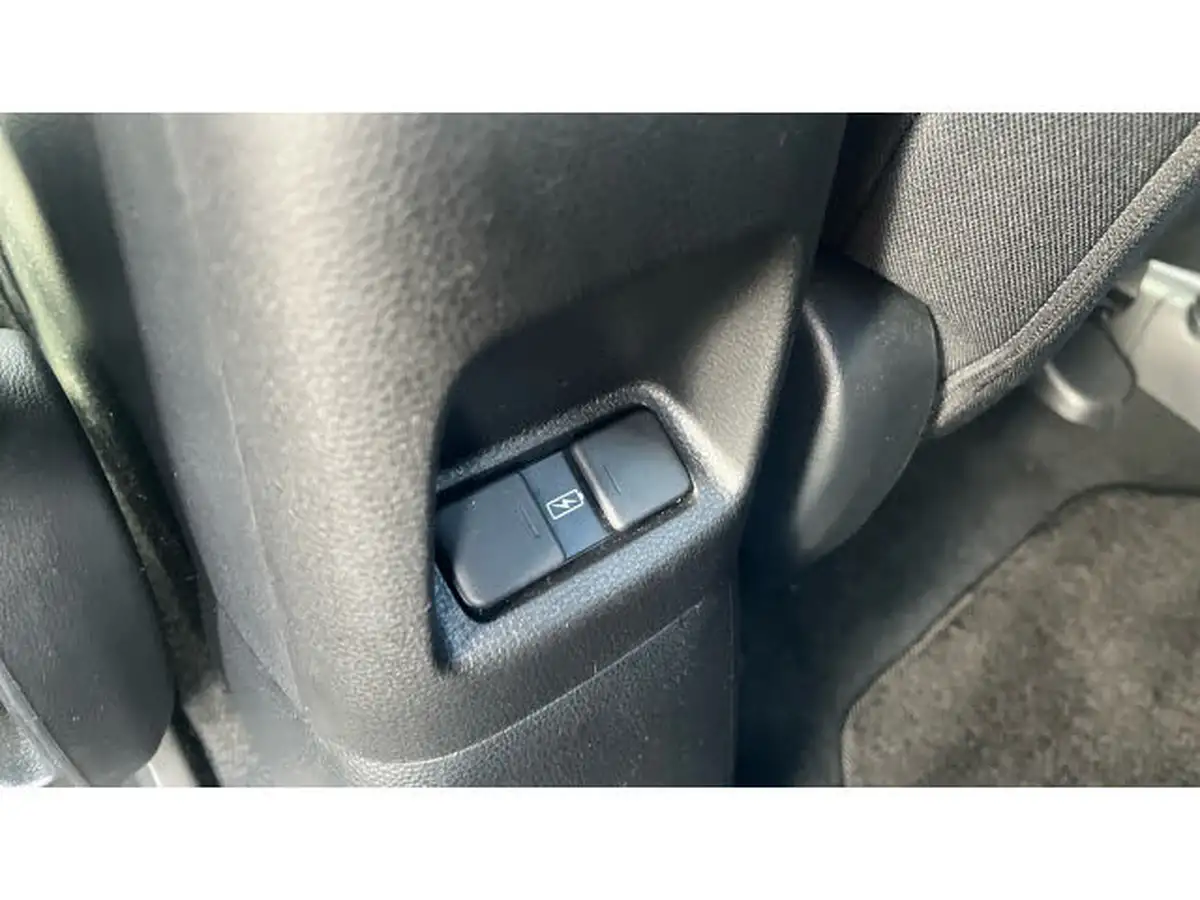 2021-honda-jazz-15-i-mmd-ex-109ps-big-30