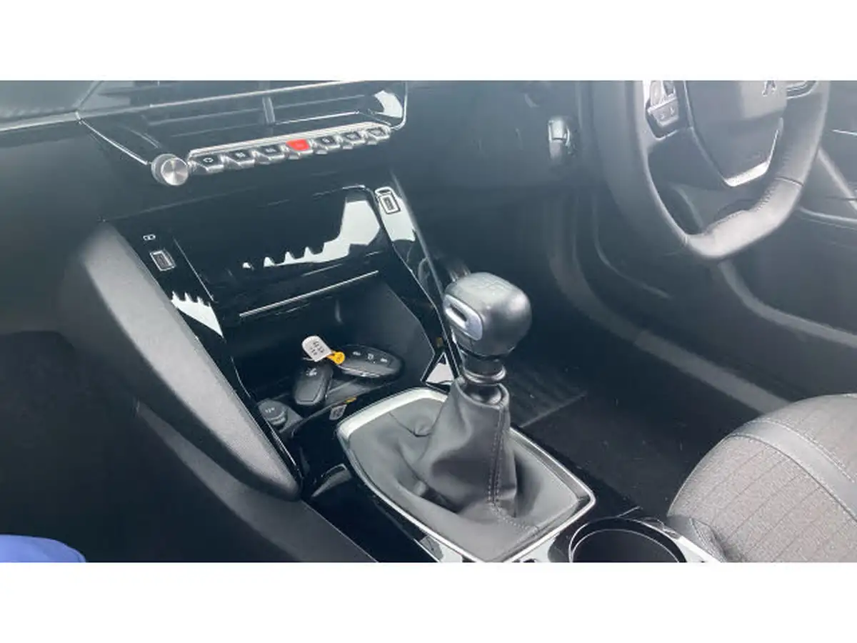 2023-peugeot-2008-suv-12-puretech-allure-premium-100bhp-big-12