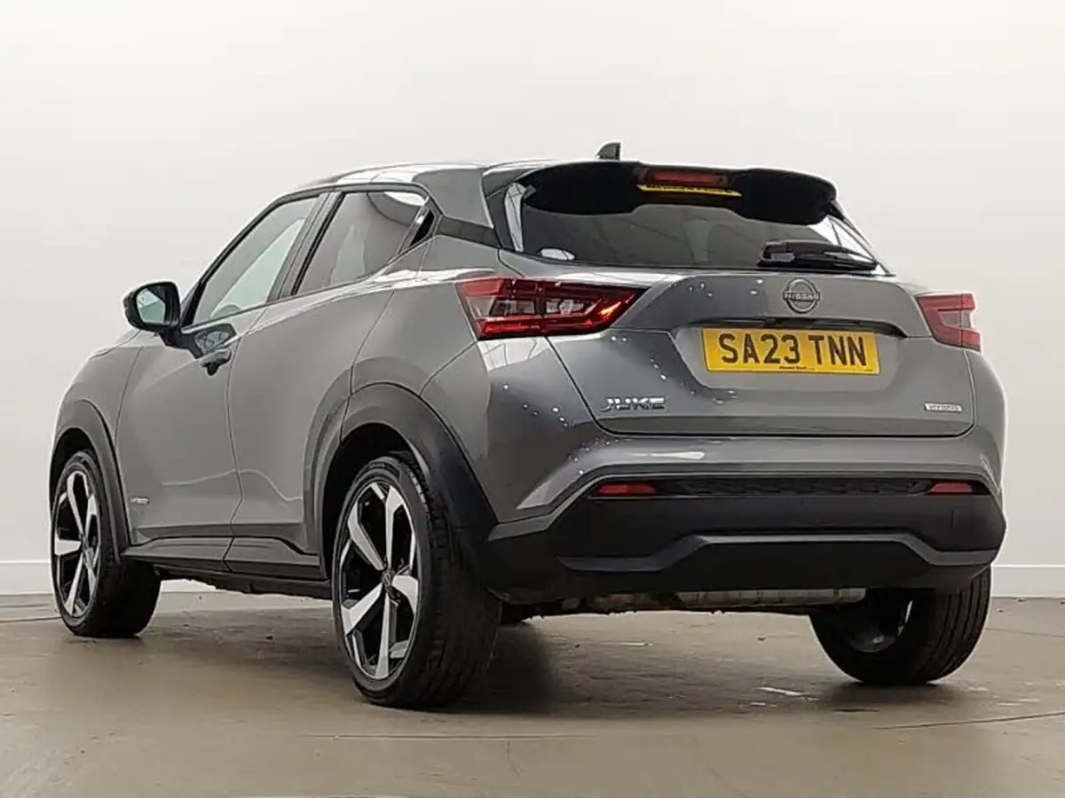2023-nissan-juke-16-hybrid-tekna-big-1