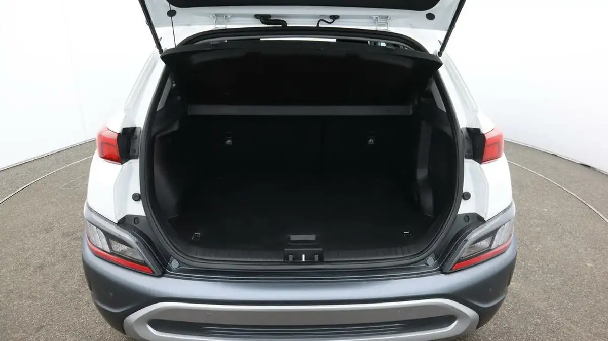 2022-hyundai-kona-16-gdi-premium-big-17