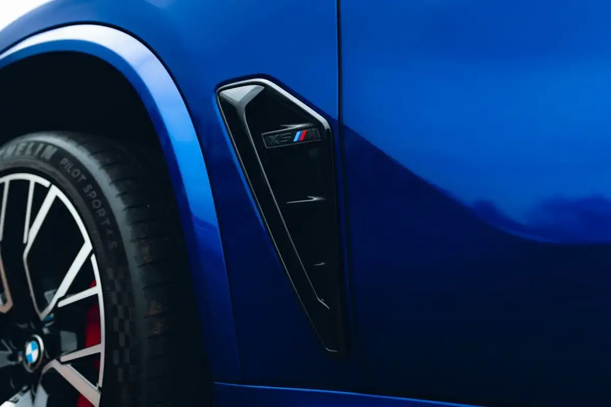 2022-bmw-x5-44-m-competition-big-29