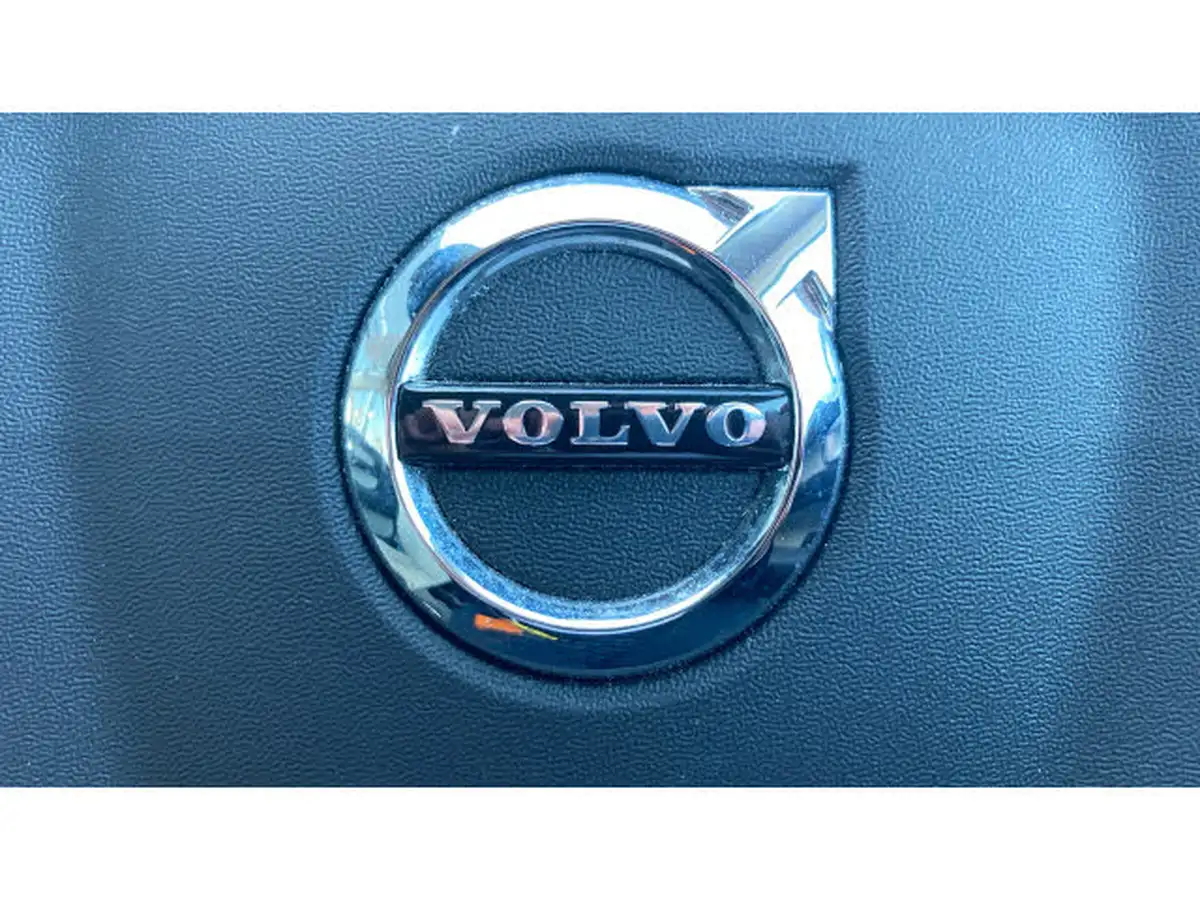 2021-volvo-xc40-15-t3-inscription-161bhp-big-26
