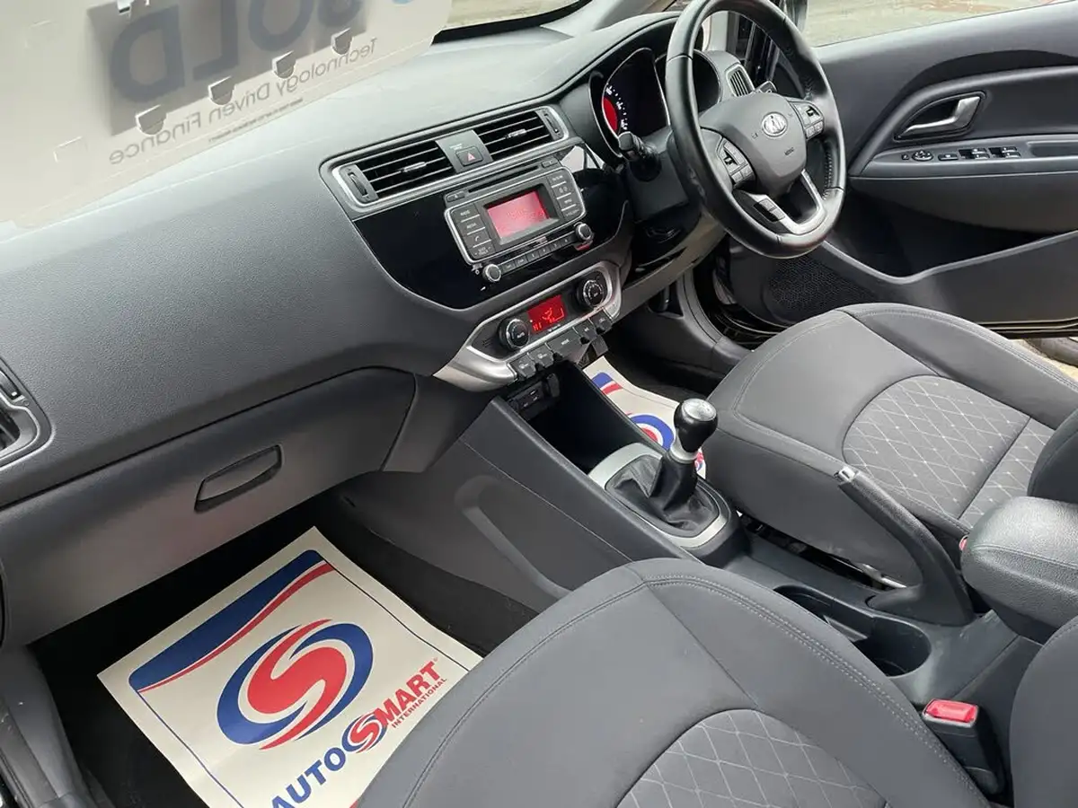 2017-kia-rio-125-se-big-9