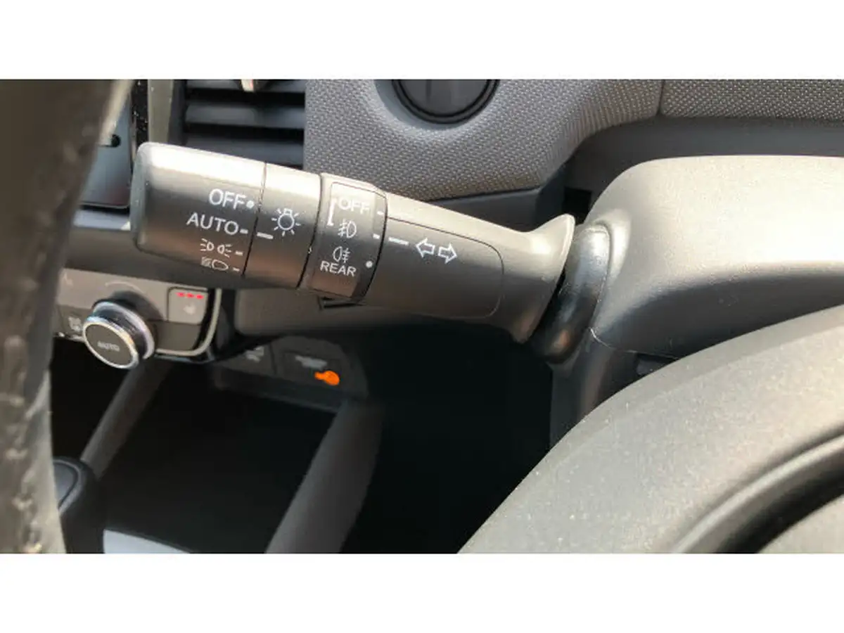 2021-honda-jazz-15-i-mmd-crosstar-ex-109ps-two-tone-big-17