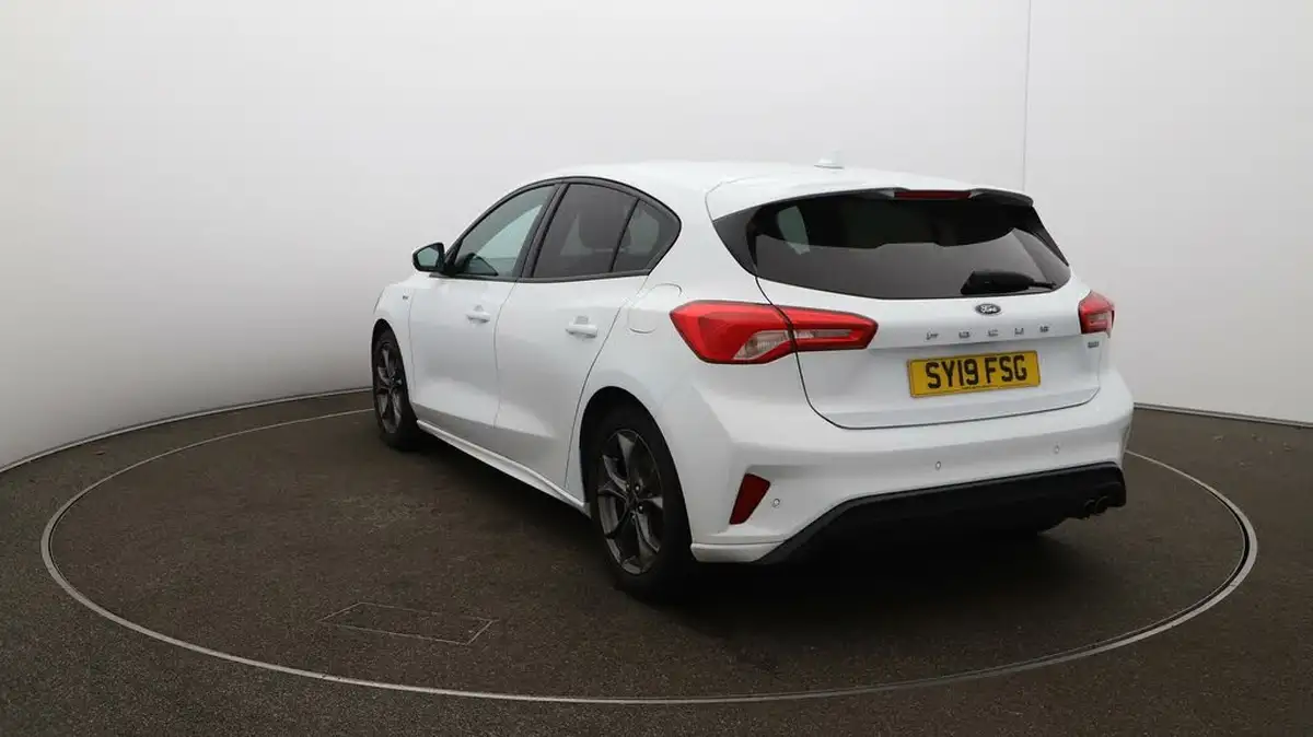 2019-ford-focus-10t-st-line-ss-hatchback-big-53