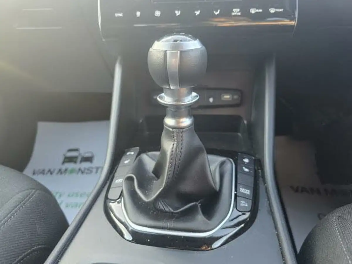 2023-hyundai-tucson-16-t-gdi-premium-150ps-big-13