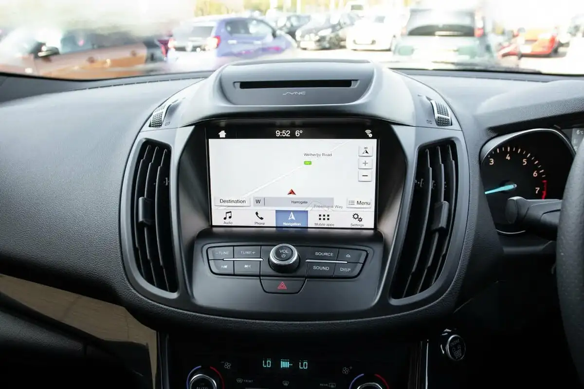 2019-ford-kuga-15t-st-line-edition-150ps-big-24