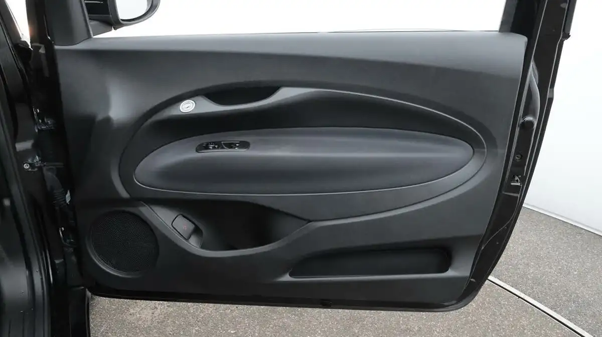 2022-fiat-500-e-icon-117bhp-big-15