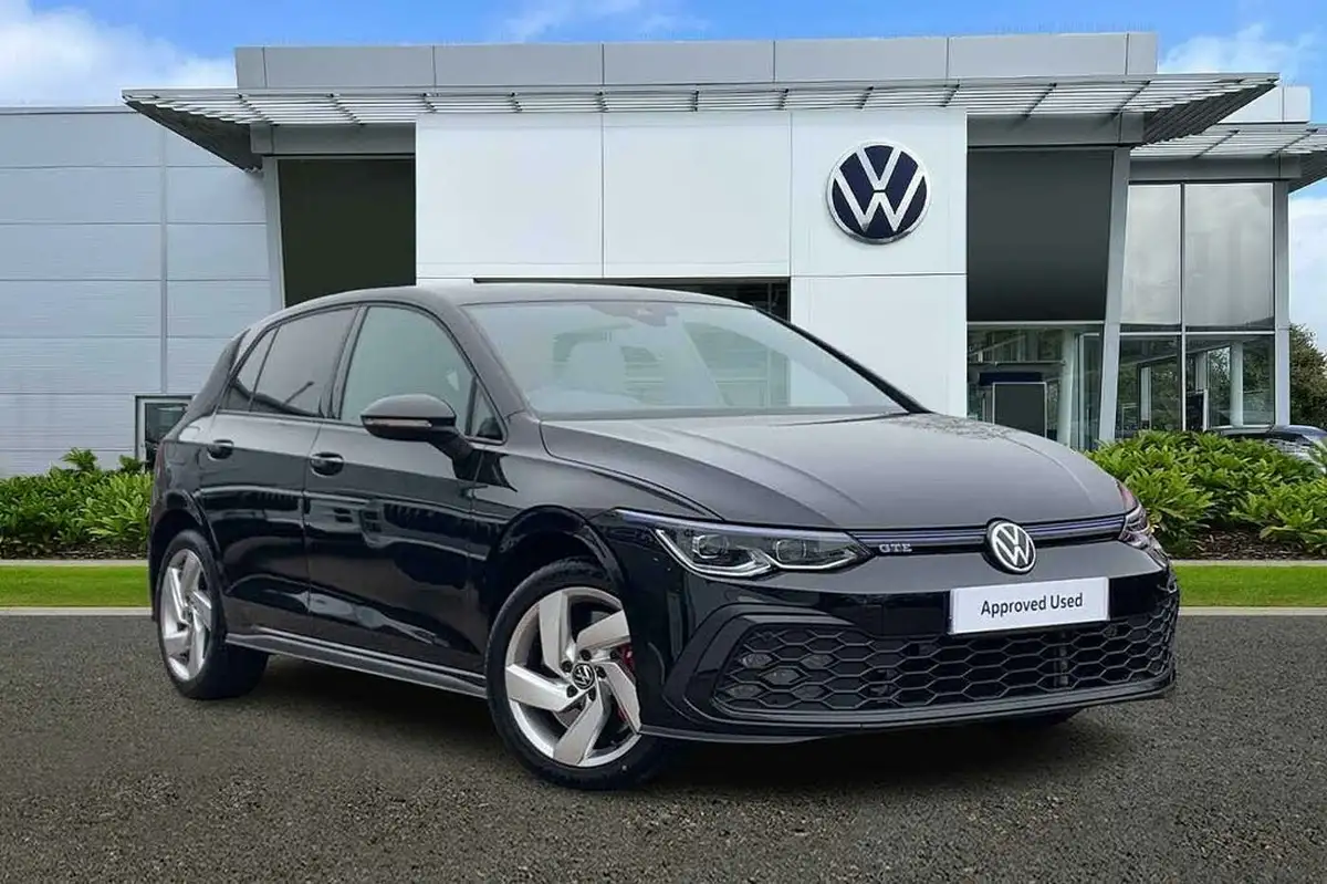 2021-volkswagen-golf-14-tsi-gte-big-0