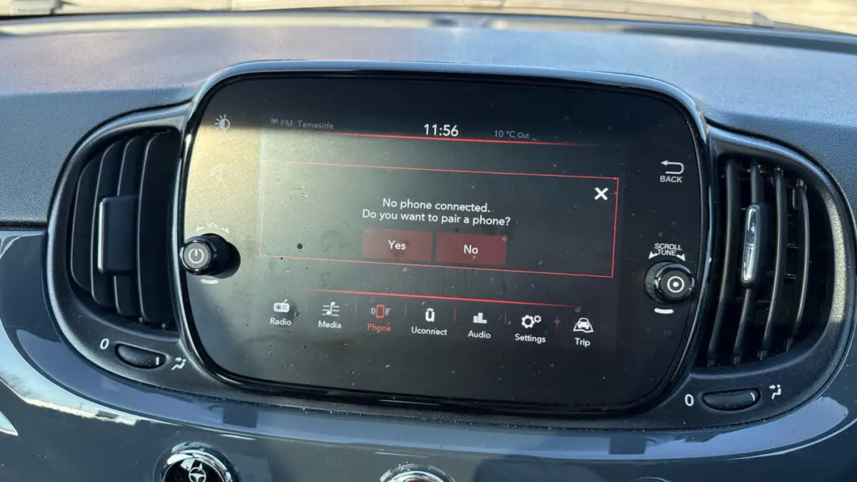 2021-fiat-500-10-dolcevita-big-27
