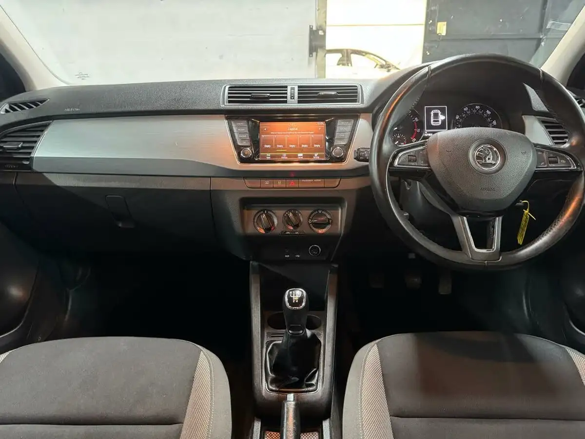 2016-skoda-fabia-12-tsi-se-90ps-estate-big-29