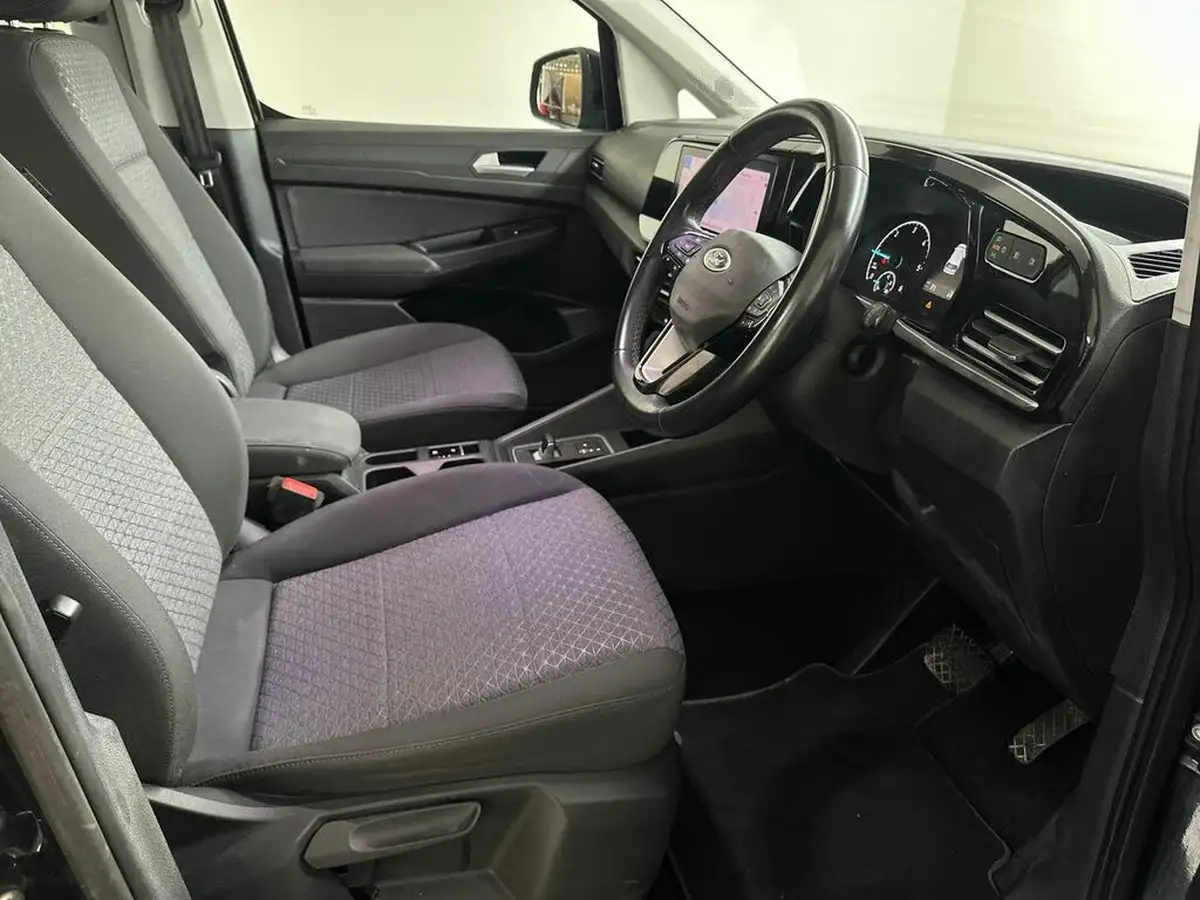 2022-ford-tourneo-connect-20-titanium-123ps-auto-big-14