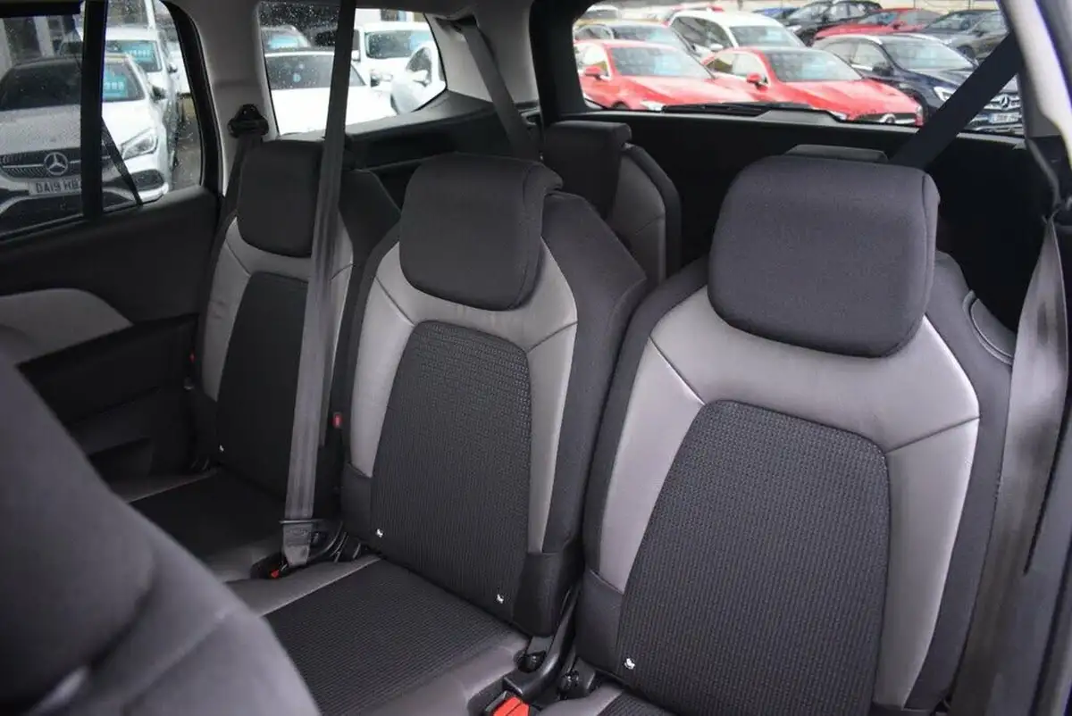 2020-citroen-grand-c4-spacetourer-15bluehdi-flair-plus-ss-eat8-big-14
