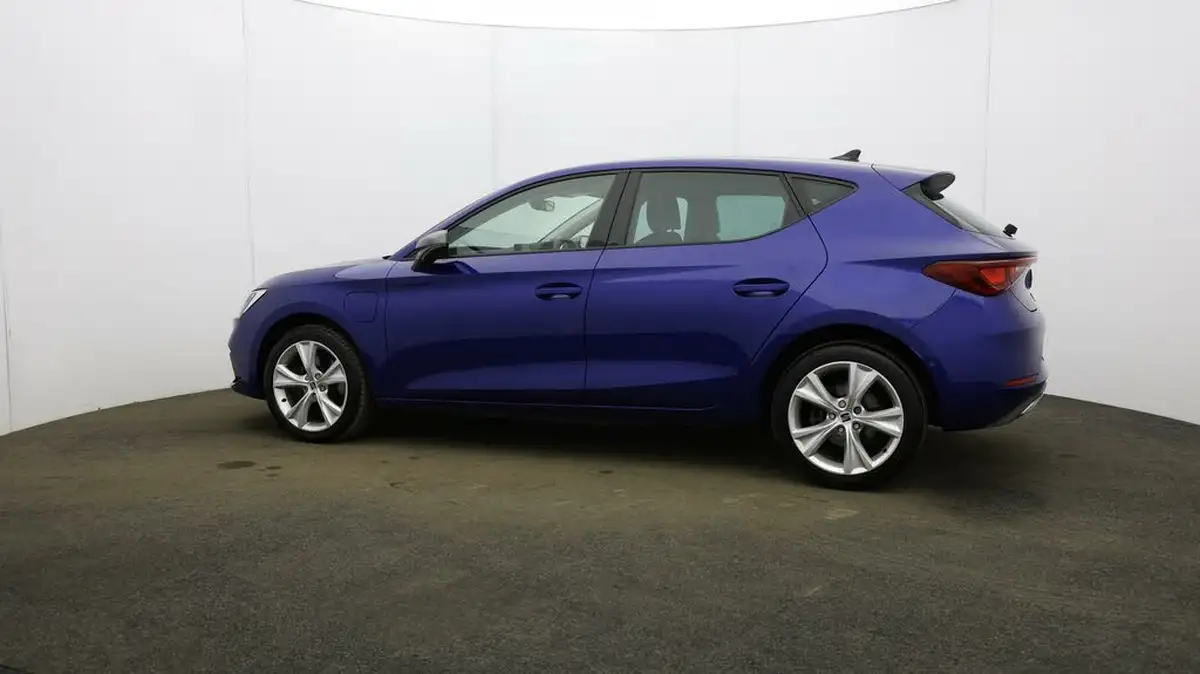 2020-seat-leon-14-e-hybrid-fr-hatchback-big-57