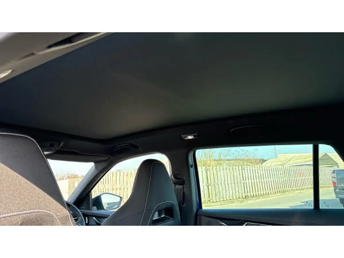 2022-skoda-kamiq-10-tsi-monte-carlo-109ps-dsg-big-27