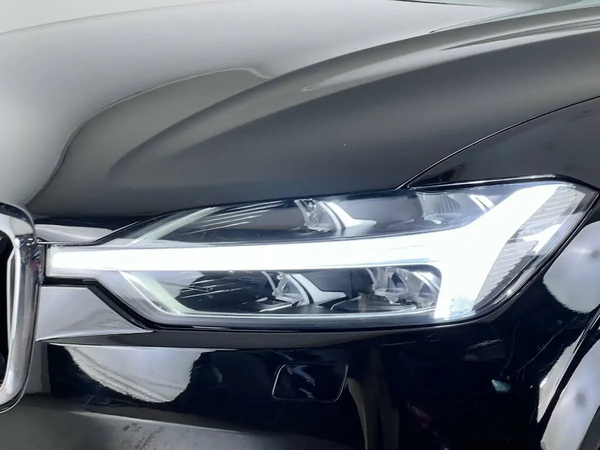 2017-volvo-xc60-20-t8-inscription-pro-twin-engine-big-5