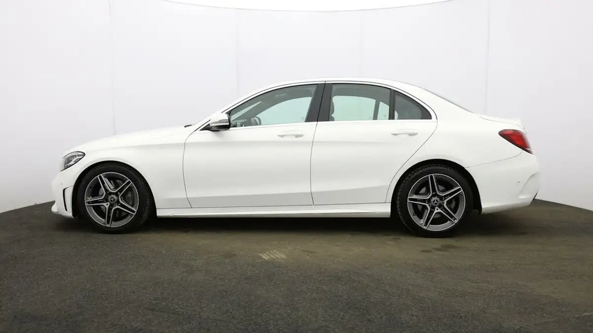 2019-mercedes-benz-c-class-20d-c300d-amg-line-245ps-ss-saloon-4d-big-61