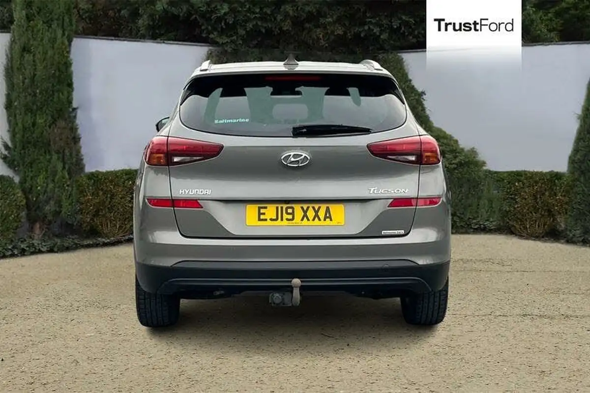 2019-hyundai-tucson-16-gdi-se-nav-big-6