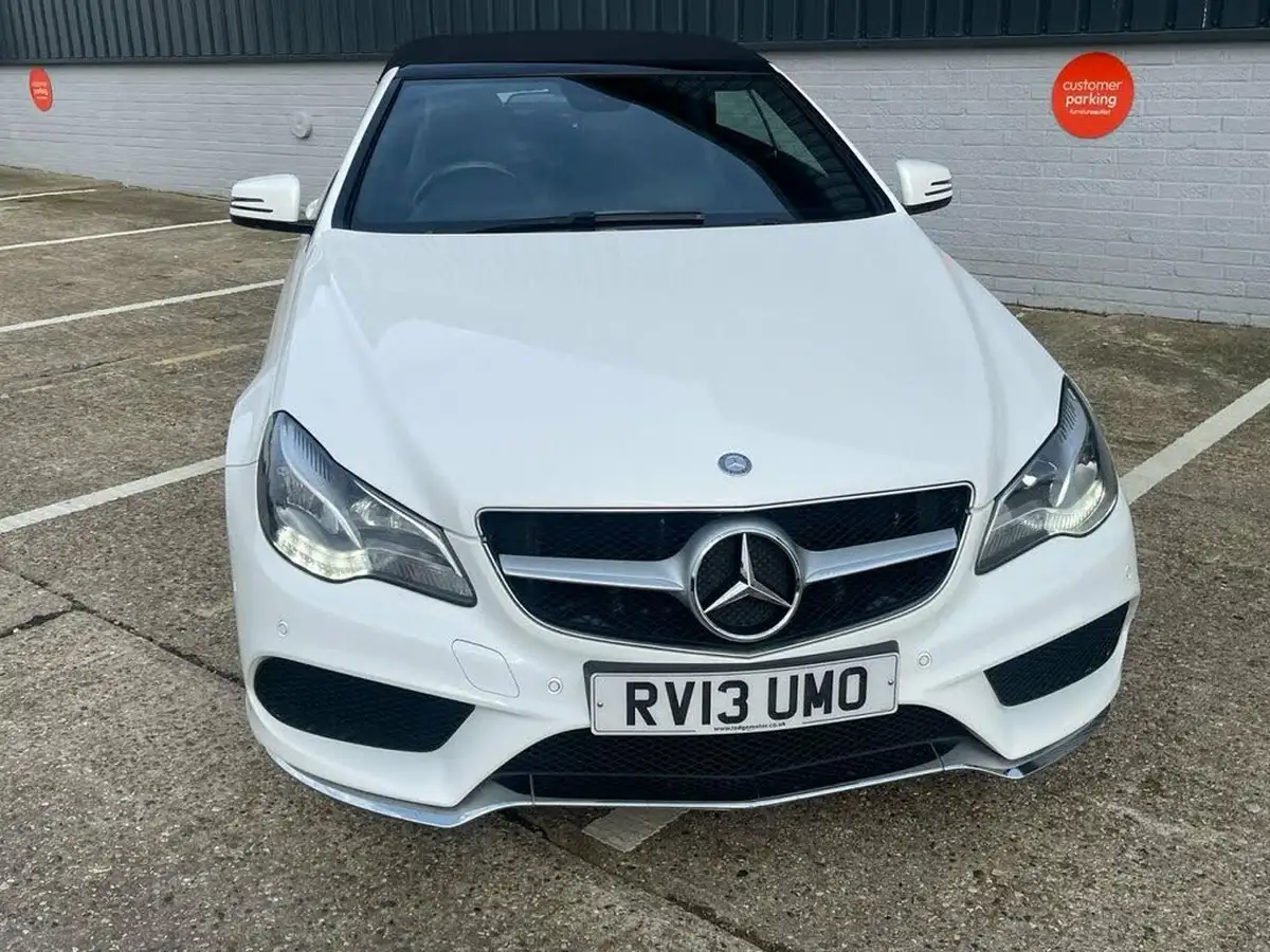 2013-mercedes-benz-e-class-21td-e250-cdi-amg-sport-cdi-cabriolet-2d-big-44