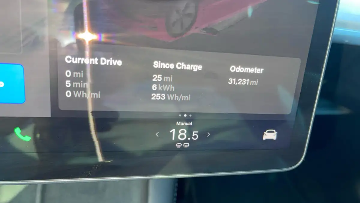 2022-tesla-model-3-e-long-range-big-12