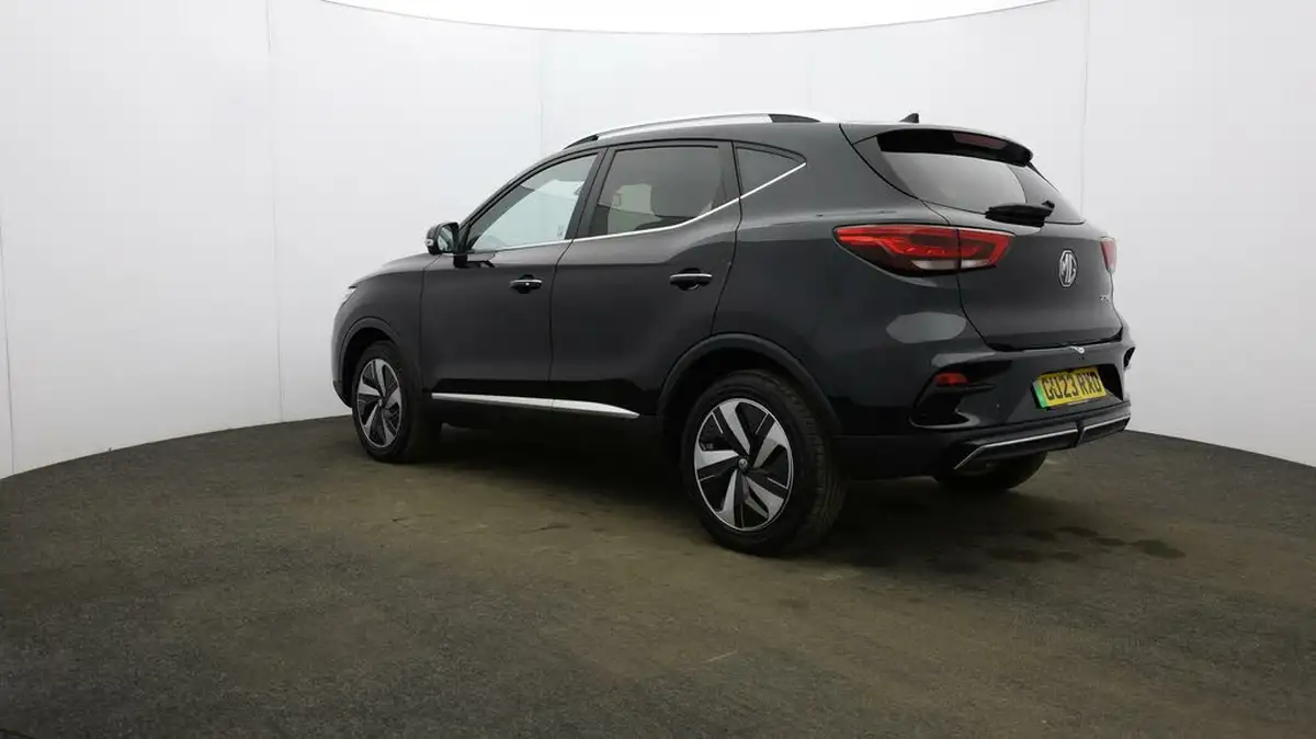 2023-mg-zs-suv-e-trophy-ev-156ps-long-range-big-44