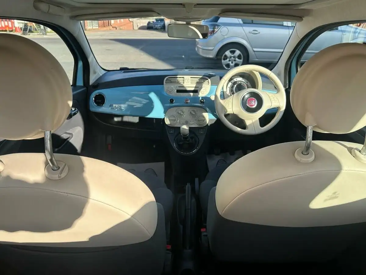 2011-fiat-500-12-lounge-big-13