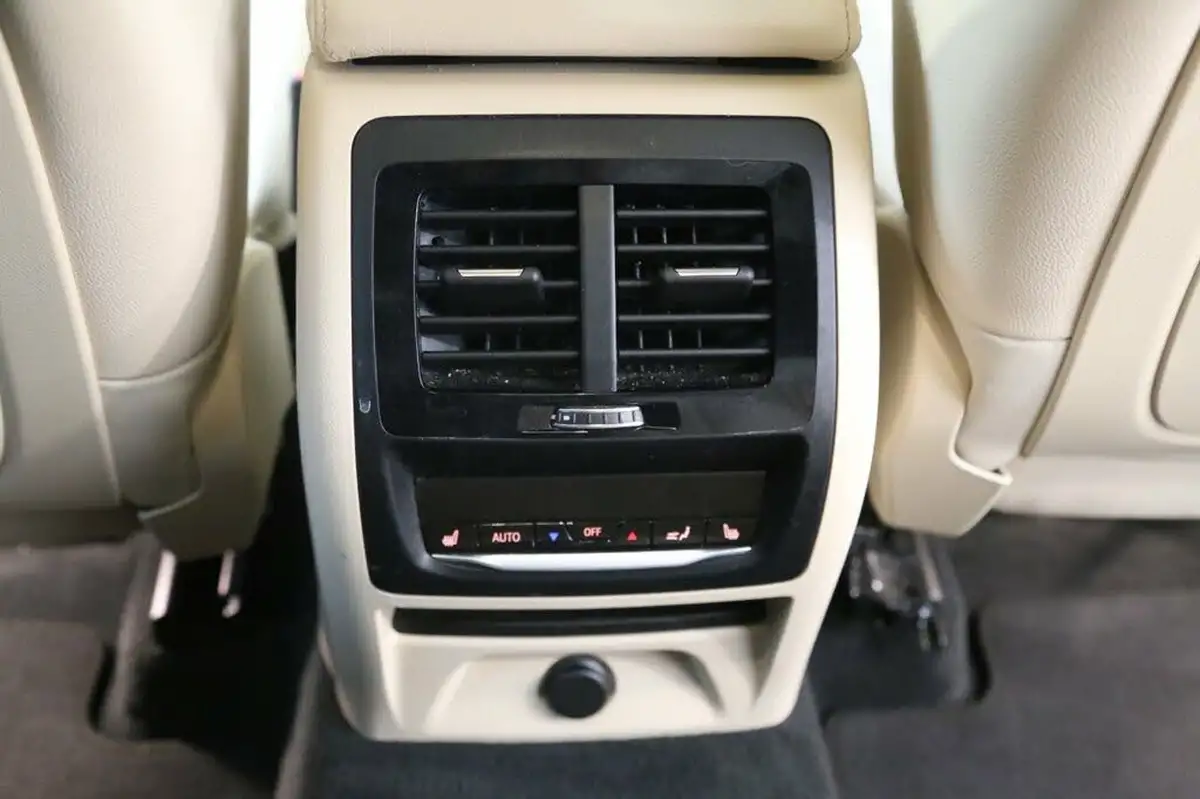 2018-bmw-x3-30-m40i-big-33