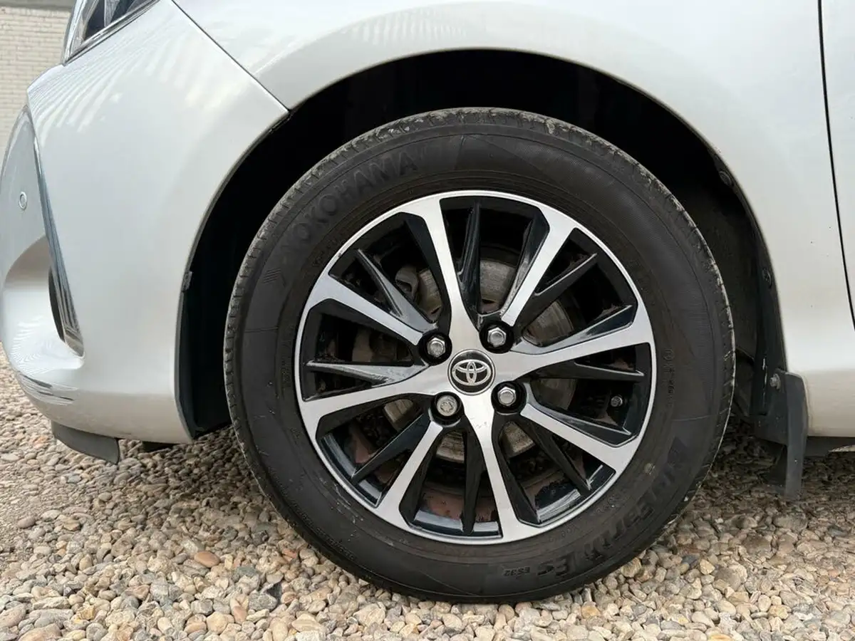2018-toyota-yaris-10-vvt-i-icon-71bhp-big-16