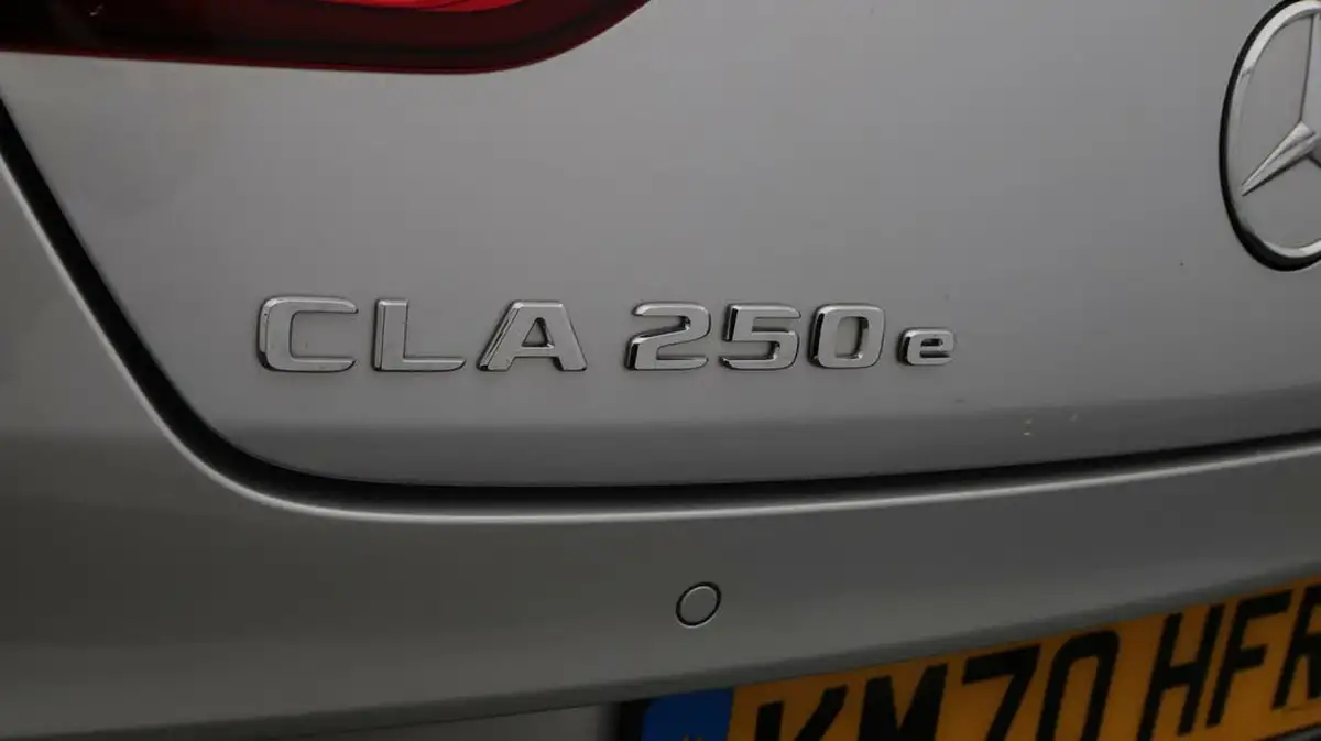 2020-mercedes-benz-cla-13-cla-250e-amg-line-premium-coupe-4d-big-20