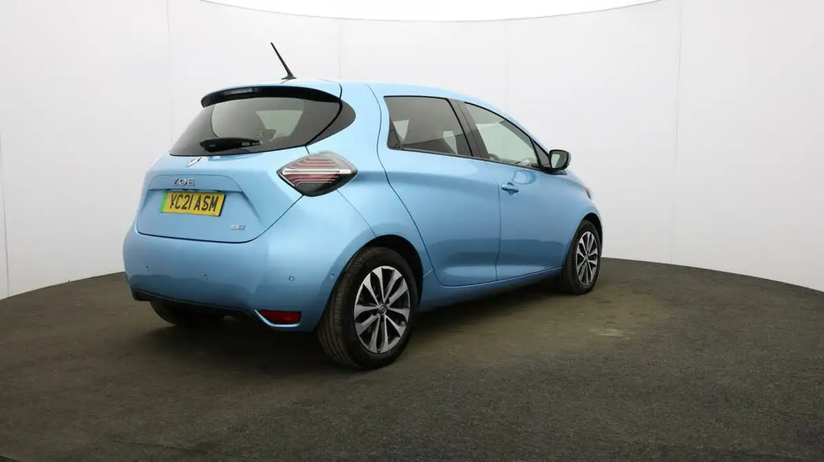 2021-renault-zoe-e-gt-line-big-6