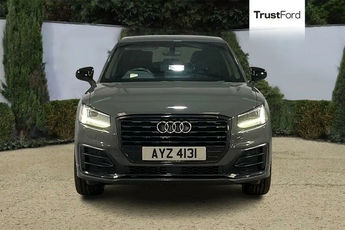 2019-audi-q2-10-30-tfsi-black-edition-big-5