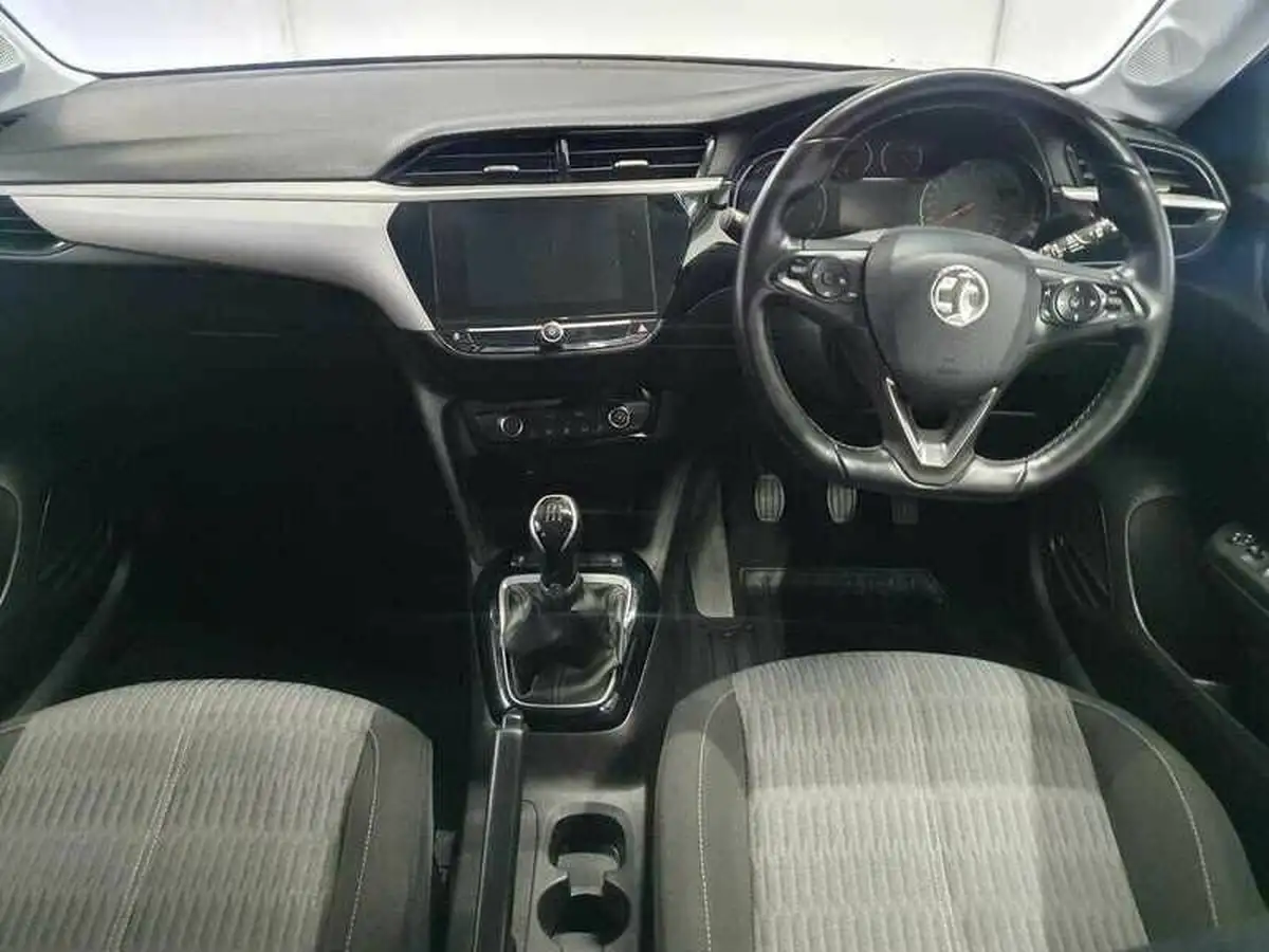2020-vauxhall-corsa-12i-se-big-10