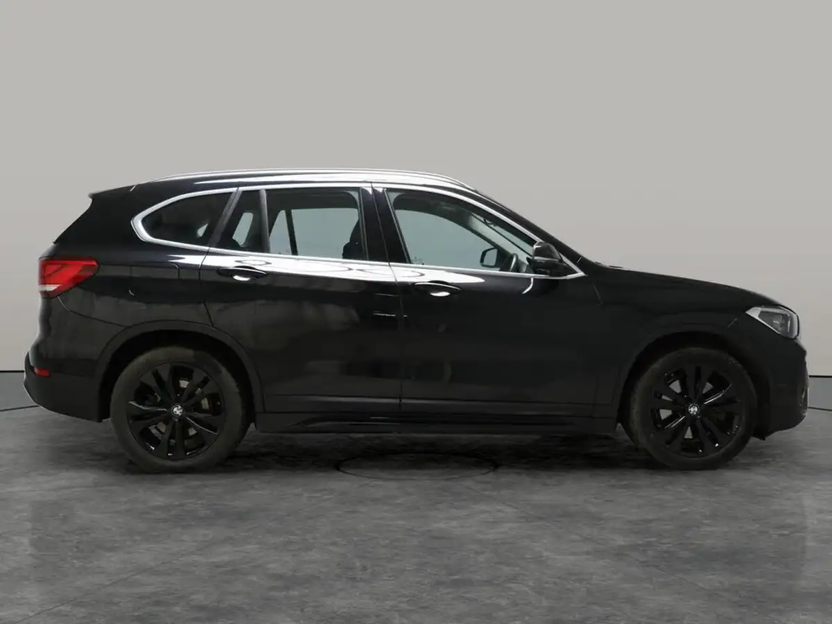 2021-bmw-x1-15-xdrive-25e-phev-sport-big-7