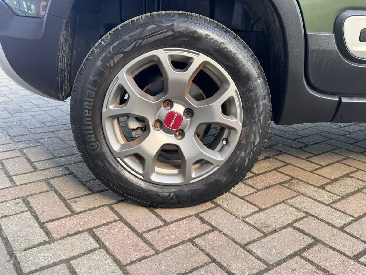 2021-fiat-panda-09-cross-85bhp-big-11