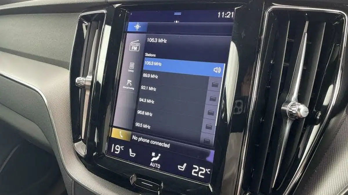2021-volvo-xc60-20td-b4-r-design-awd-big-6