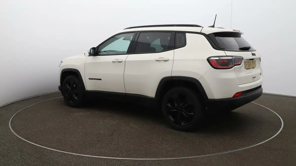 2020-jeep-compass-14-multiair-ii-night-eagle-big-26