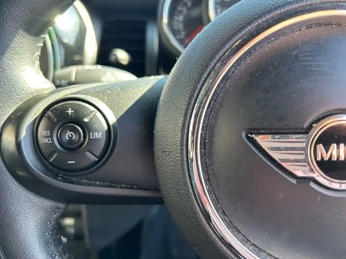 2017-mini-cooper-15-cooper-ss-hatchback-3d-big-12