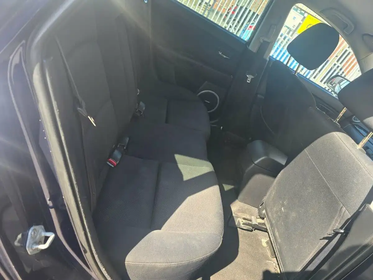 2009-mazda-mazda3-16-sport-hatchback-5d-big-7