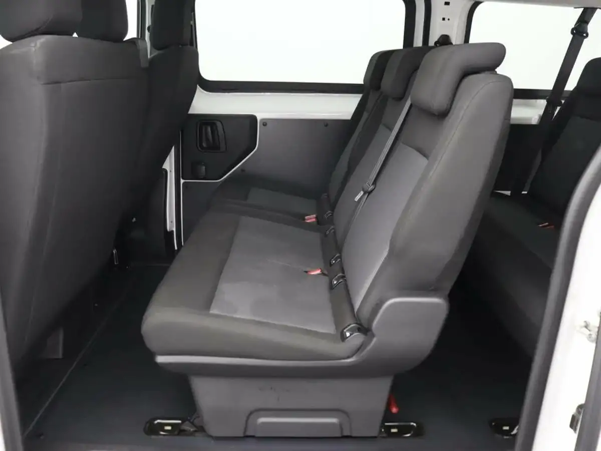 2022-vauxhall-vivaro-life-e-combi-l-big-20