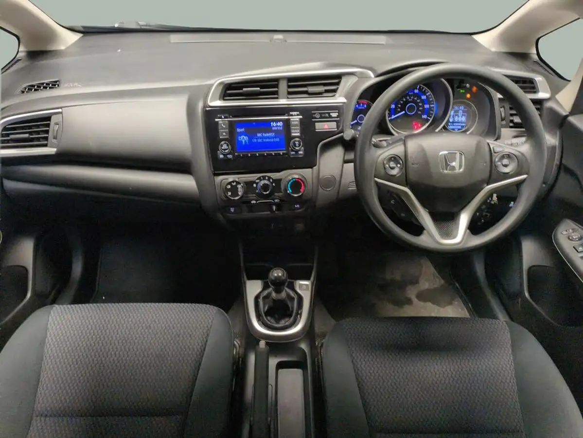 2020-honda-jazz-13-i-vtec-s-big-3