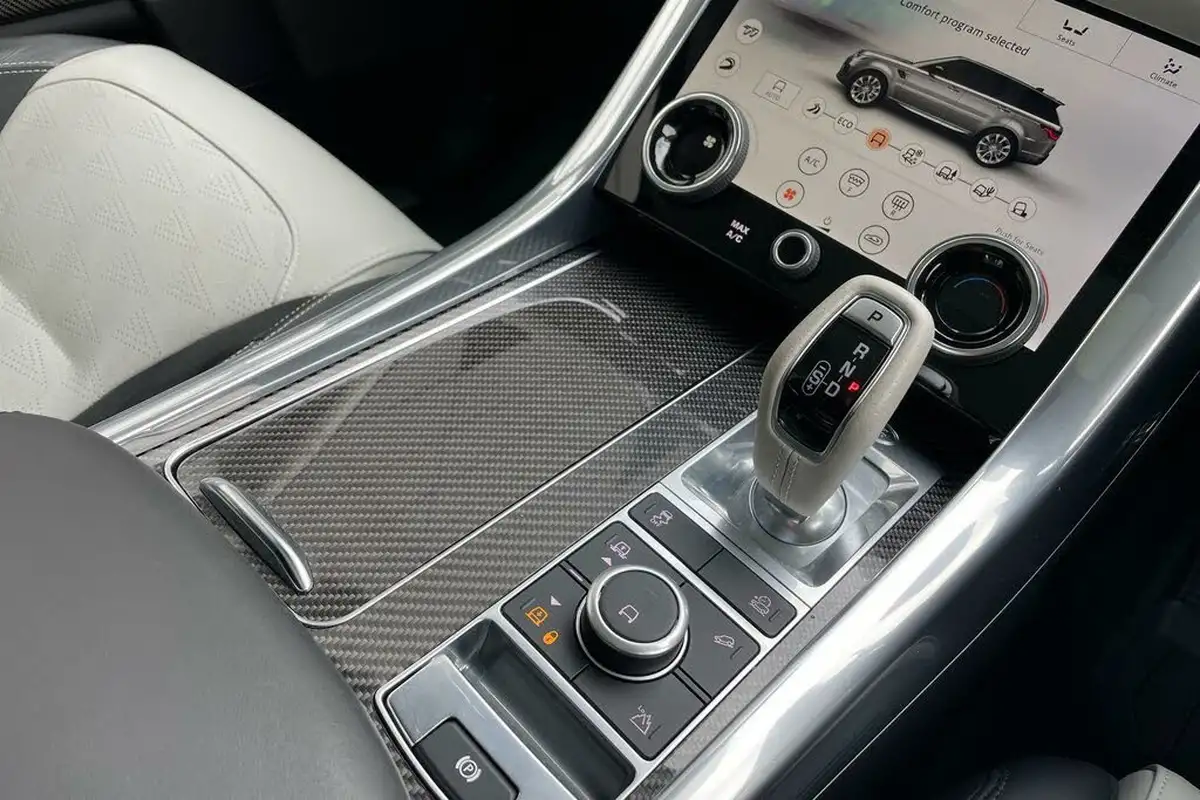 2022-land-rover-range-rover-sport-50-v8-p575-svr-big-51