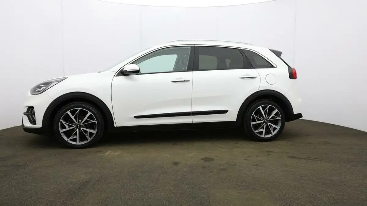 2021-kia-niro-16-gdi-4-132kwh-big-57