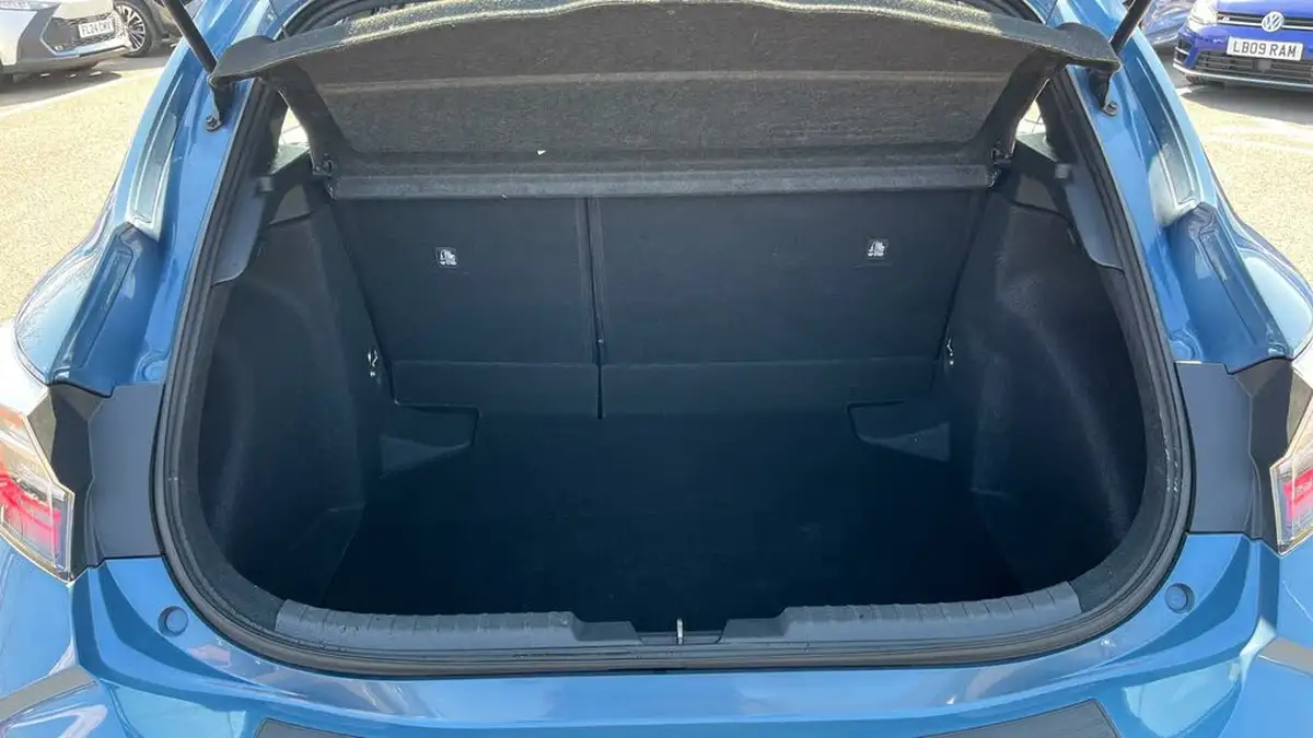 2020-toyota-corolla-18-vvt-i-icon-tech-spare-wheel-hatchback-5d-big-13